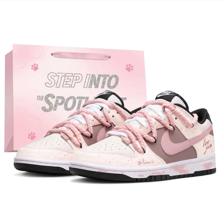[Custom Sneakers] Nike Dunk Love Letter Gift Bag Edition Lovers Confession Couple Style Sweet Cool Sweet Girl Color-Block Classic Panda Deconstructed Wear-Resistant Non-Slip Height-Boosting Low-Top Skate Shoes Unisex
