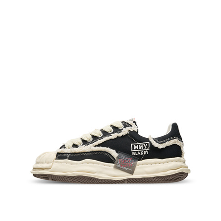 MIHARA YASUHIRO x xVESSEL Classic Dissolved Shell Toe Thorns Anti-War Totem Retro Fringe Low-Top Canvas Sneakers Black