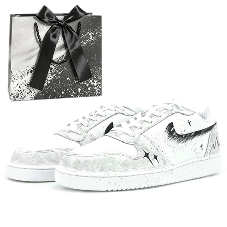 [Custom Sneakers] Nike EBERNON Exquisite Gift Bag American Retro Air Force One Street Graffiti Campus Couple Confession Boyfriend Back to School Lightweight Breathable Low-Top Skate Shoes Unisex Sand Grey