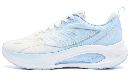 QIAODAN Phantom CITY Running Shoes Men Low-Top Jordan White Glacier Blue
