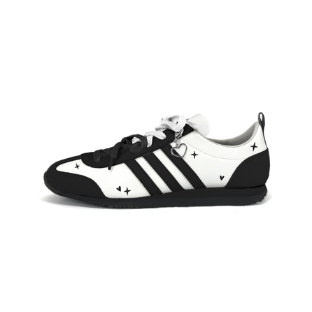 [Custom Shoes] adidas VS JOG 2.0 Corgi Fantasy Black/White Stars Hearts Fashion Trendy Campus Commute Couple Versatile Anti-Slip Wear-Resistant Low-Top German Training Shoes Unisex