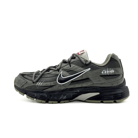 [Custom Sneakers] Nike Initiator Mesh Form Wasteland Hunter Shock-Absorbing Wear-Resistant Breathable Low-Top Casual Running Shoes Unisex Black Gray