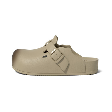 CHIKOKU Capybara Birkenstock Outdoor Fun Versatile Comfortable Support Soft Sole Clogs Lightweight Closed-Toe Slides Unisex