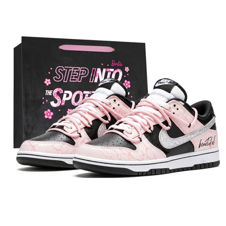 [Custom Sneakers] Nike Dunk Cherry Crack Silver Glow Gift Bag Edition Lovers Confession Couple Style Sweet Cool Sweet Girl Color Block Classic Panda Deconstructed Style Wear-Resistant Non-Slip Height Increasing Low-Top Skate Shoes Unisex