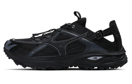 Mizuno Racer Trail Se 'Triple Black'