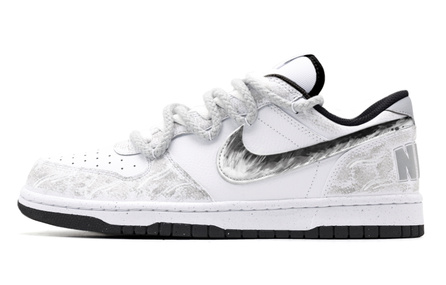 [Custom Sneakers] Nike Dunk Cloud Trail Chinese Style Ancient Style Artistic Conception Poetic New Chinese Style Ombre Minimalist Distressed Hand-Painted Trendy Commute Casual Wear-Resistant Anti-Slip Low-Top Skate Shoes Men's Cloud White