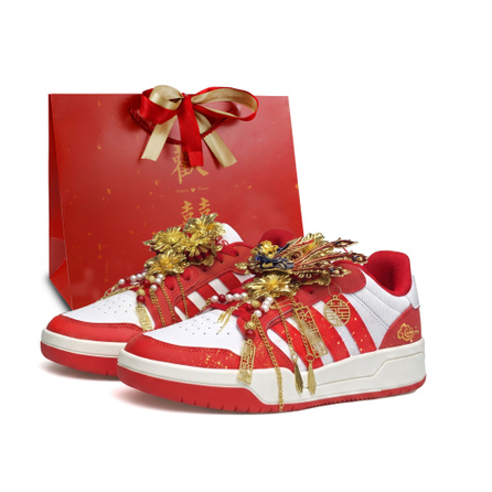 [Custom Sneakers] adidas ENTRAP Xiuhua Wedding Shoes Dragon Phoenix Harmony Ancient Style Chinese Style Bride Wedding Engagement Couple Wedding Prep Hanfu Non-Tiring Flat Low-Top Skate Shoes Unisex Red
