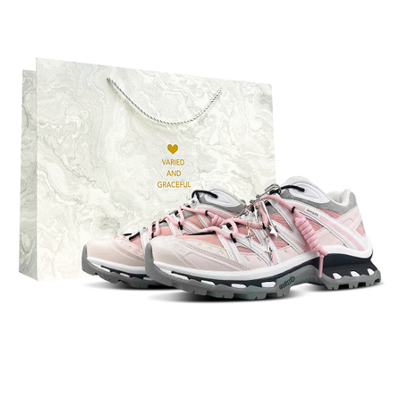 [Custom Sneakers] SALOMON XT-Quest BNK Pink Mist Mountain Mountain Heartbeat Leisure Sports City Commute Gift Bag Waterproof Breathable Cushioning Low-Top Hiking Boots Unisex