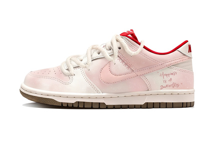 [Custom Sneakers] Nike Dunk Butterfly Letter Collection GS Romantic Heart Accessories Pink Series Vibe Gradient Couple Korean Vintage Versatile Ink Splash Distressed Trendy Classic Low-Top Skate Shoes Unisex Pink