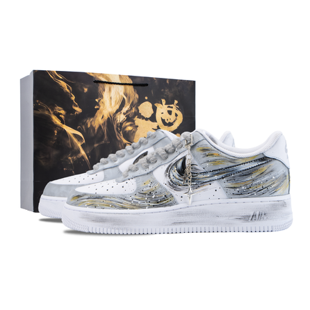 Custom SneakersNike Air Force 1 Cloud Ink Gilded Pattern Special Gift Bag Hand-Painted Chinese Style Ombre Gradient Splash Ink Lines Premium Minimalist Versatile Wear-Resistant Non-Slip Low-Top Skate Shoes Unisex Black Gold