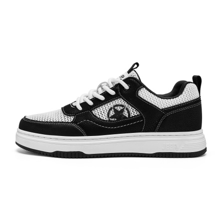 JEEP SPIRIT Black & White Panda Thin Hollow Mesh Casual Fashion Outdoor Fishing Beach Walking Anti-Slip Cushioning Quick-Dry Wear-Resistant Lightweight Breathable Low-Cut Canvas Shoes Men's Graphite Black