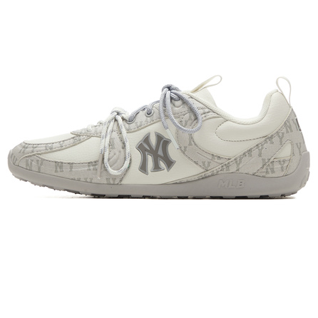 MLB New York Yankees Synthetic Leather Fashion Trendy Vintage Versatile Sports Outdoor Relaxed Thin Sole Monogram Elf Shoes Wrap-Around Anti-Slip Wear-Resistant Lightweight Low-Top German Training Shoes Unisex Grey