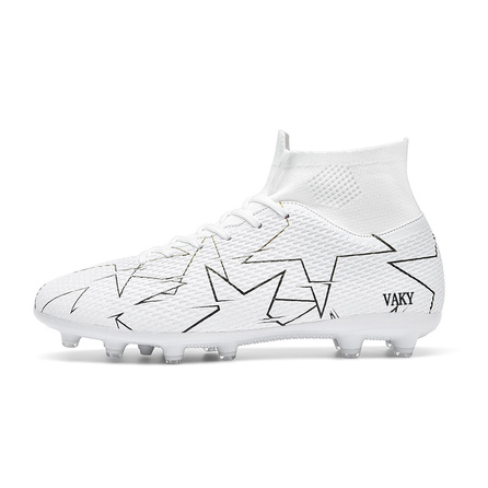 VAKY Cushioned Slip-Resistant Abrasion-Resistant Breathable Soccer Shoes Unisex