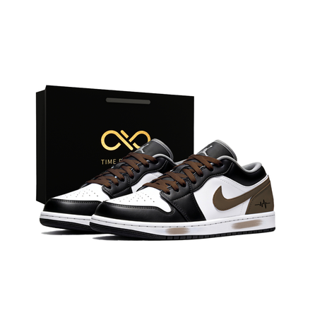 [Custom Sneakers] Jordan Air Jordan 1 Mocha Trendy Versatile High Aesthetic Classic Skateboard College Student Commuter Shock-Absorbing Non-Slip Wear-Resistant Low-Top Retro Basketball Shoes Unisex