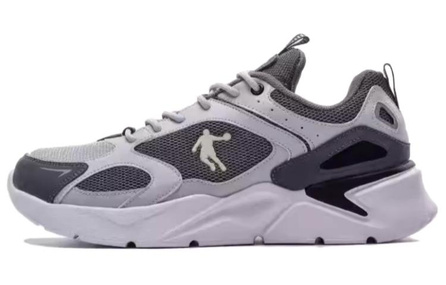 QIAODAN Anti Slip Wear Resistant Low Top Running Shoes Men's Gray Silver