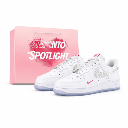 [Custom Sneakers] Nike Air Force Series Air Force 1 Pink White Trendy Versatile Silver Campus Gift Bag Style Sweet Cool Height Increasing Light Luxury Fresh Silver White Wear-Resistant Waterproof Anti-Slip Low-Top Skate Shoes Unisex White