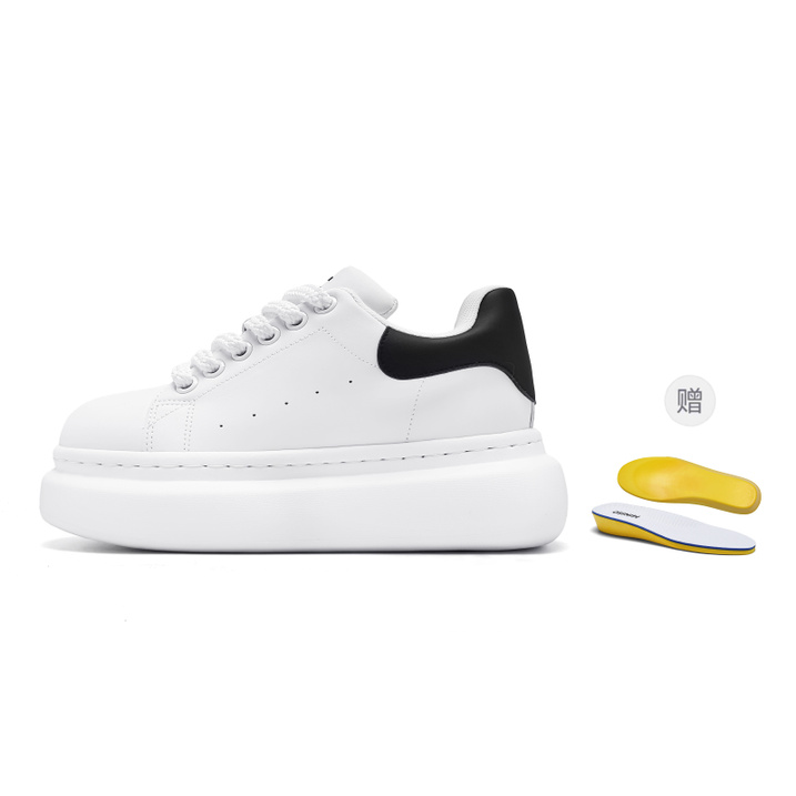 MINISO Trendy Fashionable Versatile Student Couple's Campus Style Outdoor Commute Travel Street Casual Sports Thick Sole Insole Internal External Height Increase 10CM Wear-Resistant Breathable Comfortable Anti-Slip Soft Elastic Skate Shoes Unisex