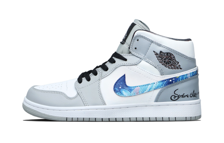 Custom Sneakers Jordan Air Jordan 1 Silver Orbit Light Agile Trendy Fashion Wear-Resistant Mid-Top Retro Basketball Shoes Unisex Blue